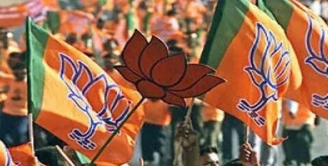 यूपी और उत्तराखंड के विधायकों पर मंथन शुरू, अधिकांश के टिकट कटेंगे