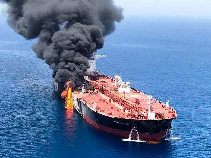 तेल टैंकर हमले के बाद इजराइल का ईरान से बढ़ेगा तनाव! तेहरान ने दी प्रतिक्रिया