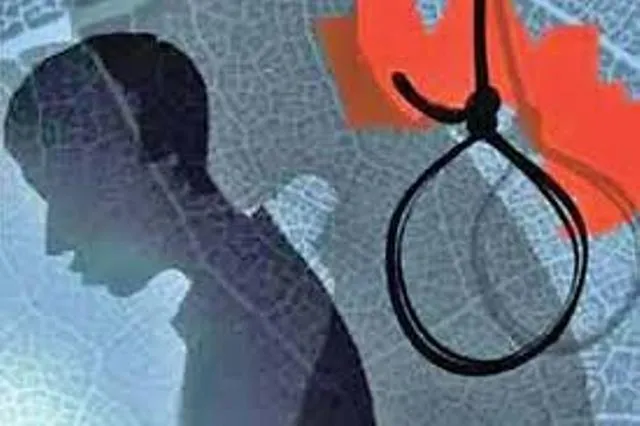 व्यवस्था पर सवाल