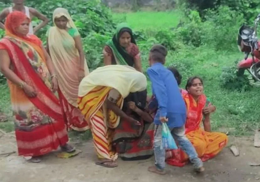 लखीमपुर खीरी: मजदूरी करने निकले ग्रामीण का सड़क किनारे मिला शव