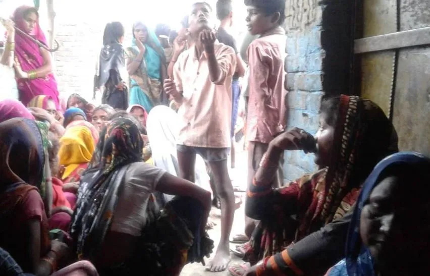 लखीमपुर खीरी: घर से बुलाकर ले गए और कर दी युवक की हत्या, 5 के खिलाफ रिपोर्ट दर्ज