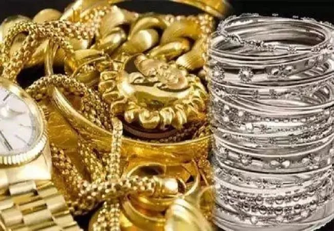 Gold-Silver Rate: सोना लुढ़का, चांदी ने लगाई छलांग, जानिए क्या हैं दाम