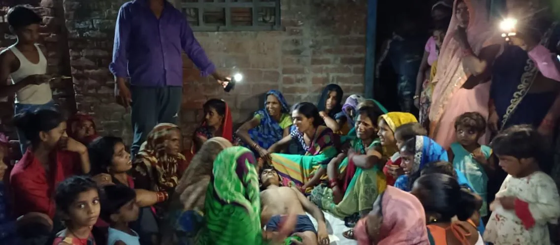 हरदोई: संदिग्ध परिस्थितियों में दो ने दम तोड़ा, जहरीली शराब पीने से मौत होने की आशंका