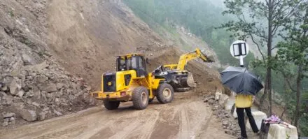 टनकपुर: राष्ट्रीय राजमार्ग पांचवे दिन भी नहीं खुल पाया 
