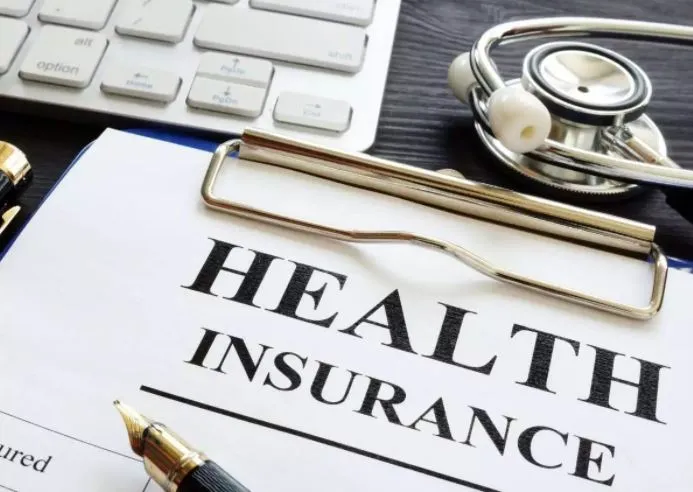 कोविड-19: अदालत ने बीमा राशि का भुगतान न करने पर दिल्ली सरकार, इरडा से मांगा जवाब