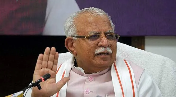 सीएम मनोहर लाल खट्टर बोले- किसानों ने शांतिपूर्ण प्रदर्शन की जगह पुलिसकर्मियों पर किया पथराव