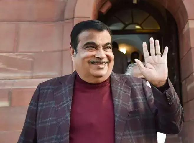 सिक्किम में होगा विभिन्न राष्ट्रीय राजमार्ग परियोजनाओं का विकास, सीएम तमांग ने की गडकरी से मुलाकात