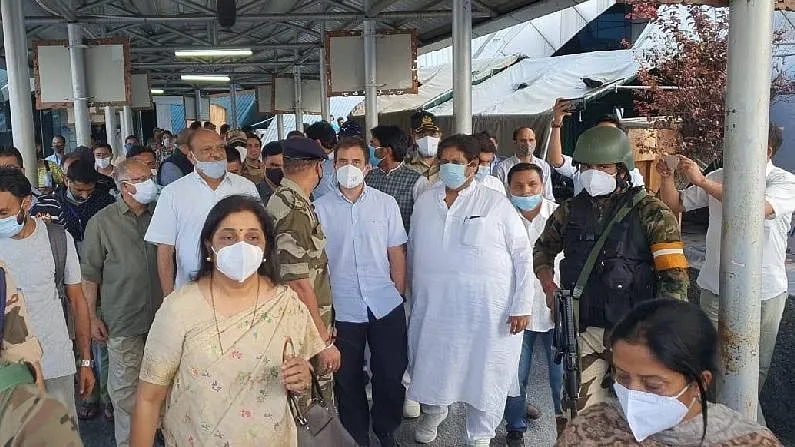Jammu & Kashmir: राहुल गांधी का श्रीनगर दौरा, खीर भवानी मंदिर में किए दर्शन