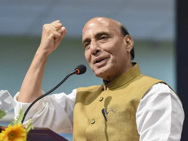 रक्षा मंत्री राजनाथ बोले- कश्मीर से आतंकवाद का हो जाएगा सफाया