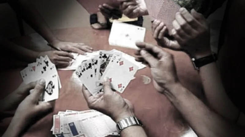बरेली: होटल, घर, मैदान और छतों पर सजे जुए की फड़