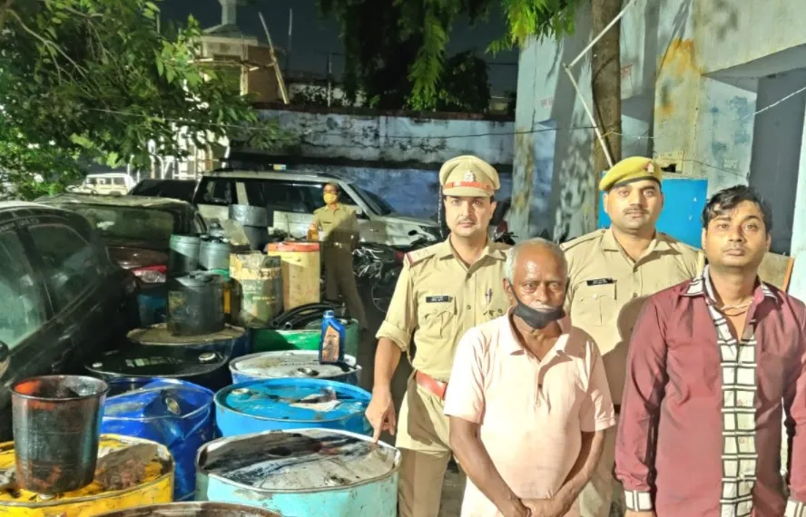 बरेली: सेमल खेड़ा में नकली मोबिल ऑयल बनाने वाले दो लोग गिरफ्तार