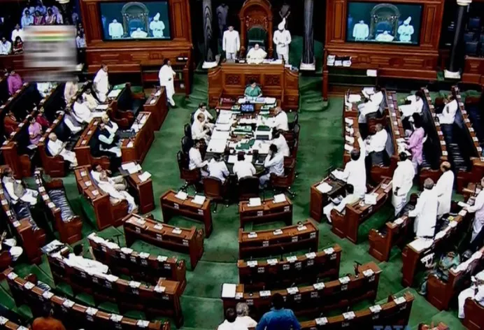 लोकसभा: एनसीआर और आस-पास के इलाकों में वायु गुणवत्ता प्रबंधन के लिए विधेयक पेश
