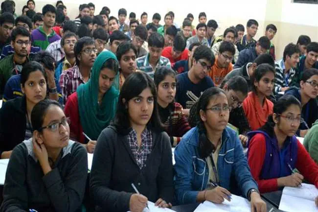 ओबीसी वर्ग के छात्रों को यूपीएससी और एमपीएससी की तैयारी कराएगी महाराष्ट्र सरकार