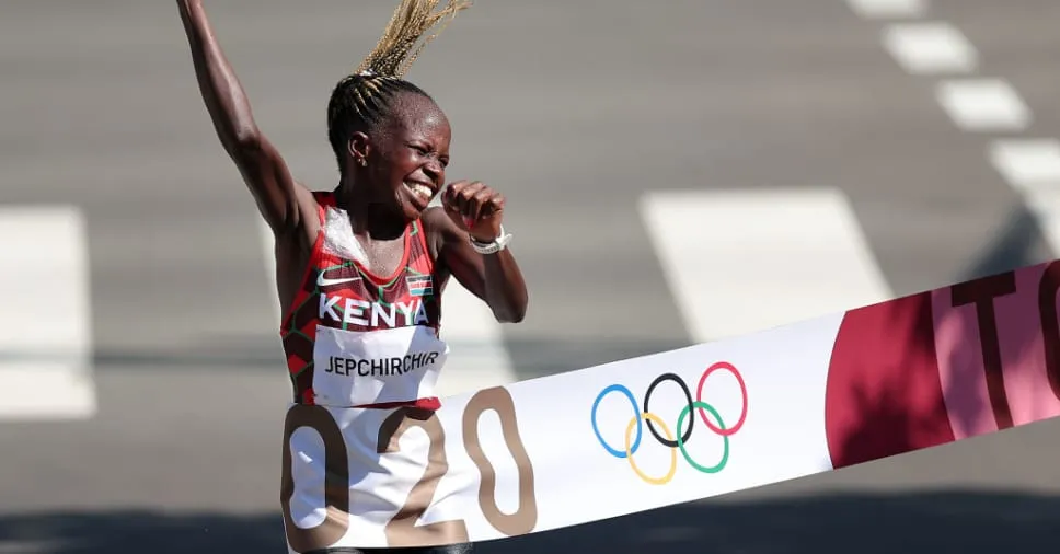 Tokyo Olympics 2020: महिलाओं की मैराथन में केन्याई धाविकाओं ने दिखाया कमाल, जीता स्वर्ण और रजत