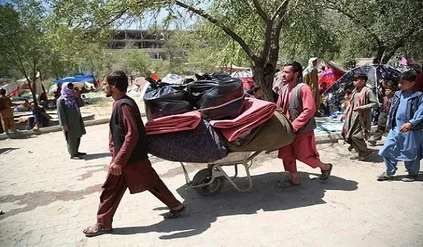 तालिबान के डर से भाग रहे अफगान शरणार्थियों को पनाह नहीं देना चाहता उज्बेकिस्तान, वीजा देने से किया इनकार