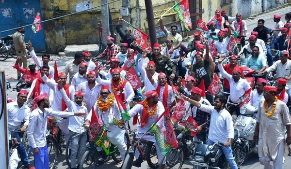 मुरादाबाद: सरकार की नीतियों के खिलाफ गरजे सपाई, निकाली साइकिल यात्रा