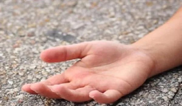11 हजार वोल्ट की लाइन से भिड़ा ट्रक, चालक की मौत