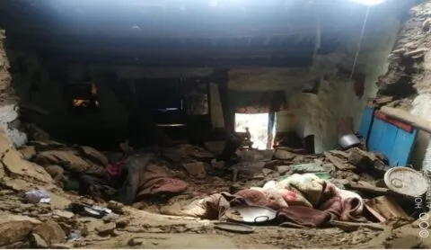 अल्मोड़ा: मलबे में दबे परिवार के पांच सदस्य, एक महिला की मौत