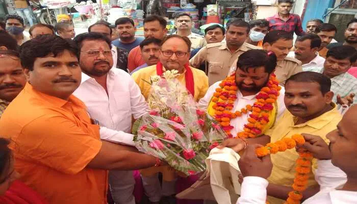 लखनऊ: भाजपा की जन आशीर्वाद यात्रा का भव्य स्वागत