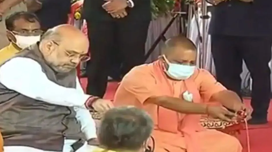 यूपी दौरे पर आए शाह ने योगी को बताया सबसे कामयाब सीएम, कहा- विपक्ष फिर से…