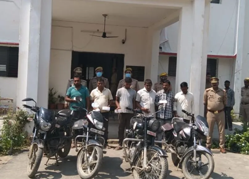 बरेली: जुआ पकड़ने गई भमोरा पुलिस पर हमला, दरोगा सहित आठ सिपाही घायल