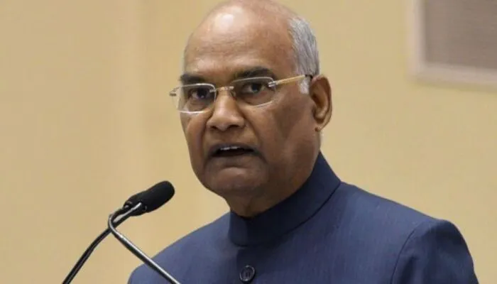 प्रयागराज: इलाहाबाद हाईकोर्ट में आयोजित कार्यक्रम में शामिल होने पहुंचे राष्ट्रपति रामनाथ कोविंद