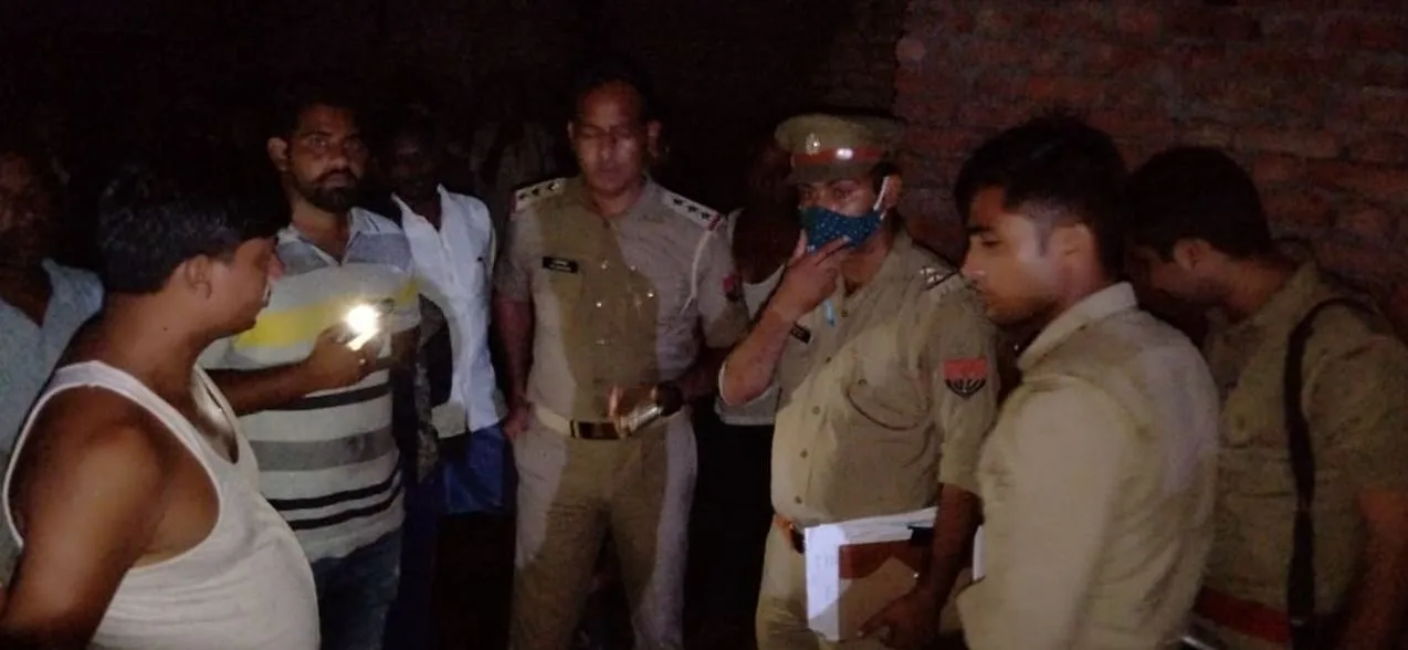 बरेली: बाग में खेल रहे लोगों ने देखा तो बच्चे को बचाने दौड़े