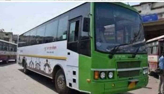 लखनऊ: जनरथ बस का नट-बोल्ट हुआ ढीला, टला बड़ा हादसा