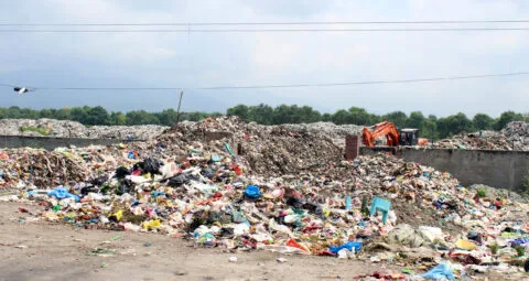 हल्द्वानी: कचरे के पहाड़ हो गए तैयार, कंपोस्ट प्लांट को अनुमति का इंतजार