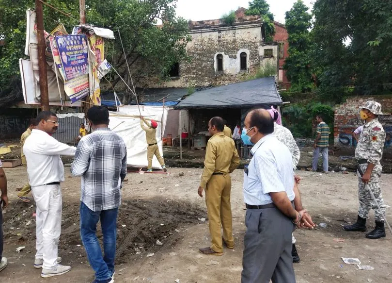 बरेली: लालफाटक पर डायवर्जन के बाद चौपुला के पास खाली कराई सड़क