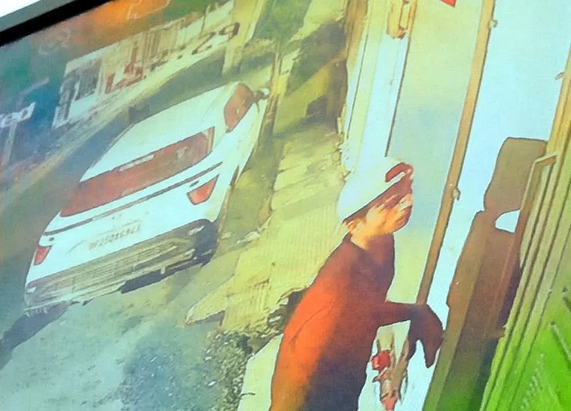 बरेली: जगतपुर के दो प्राचीन मंदिर व घरों में चोरी