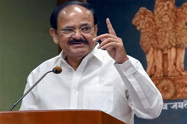 भारत में 75 करोड़ कोविड टीके लगाए जाने पर उपराष्ट्रपति नायडू ने प्रसन्नता व्यक्त की