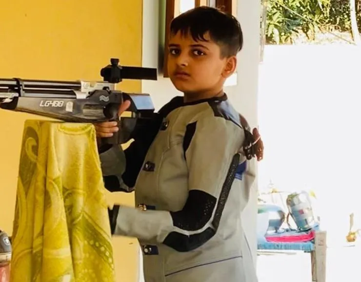 निशानेबाजी का ऐसा जुनून 85 किलोमीटर से रोज अभ्यास करने आते हैं बरेली