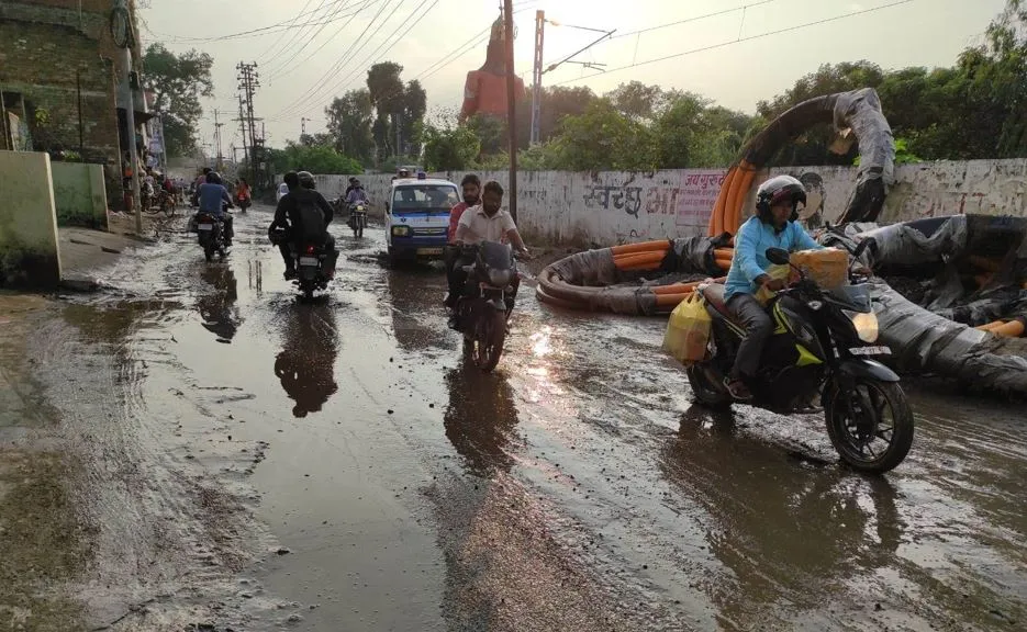 बरेली: स्मार्ट सिटी की प्लानिंग पर पानी फेर रहा बदहाल ड्रेनेज