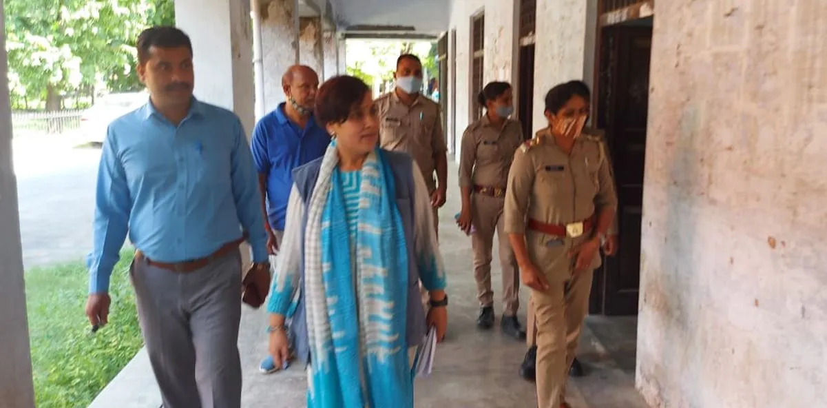 बरेली: परीक्षा के बाद हुड़दंग, बाहर तक खदेड़ा