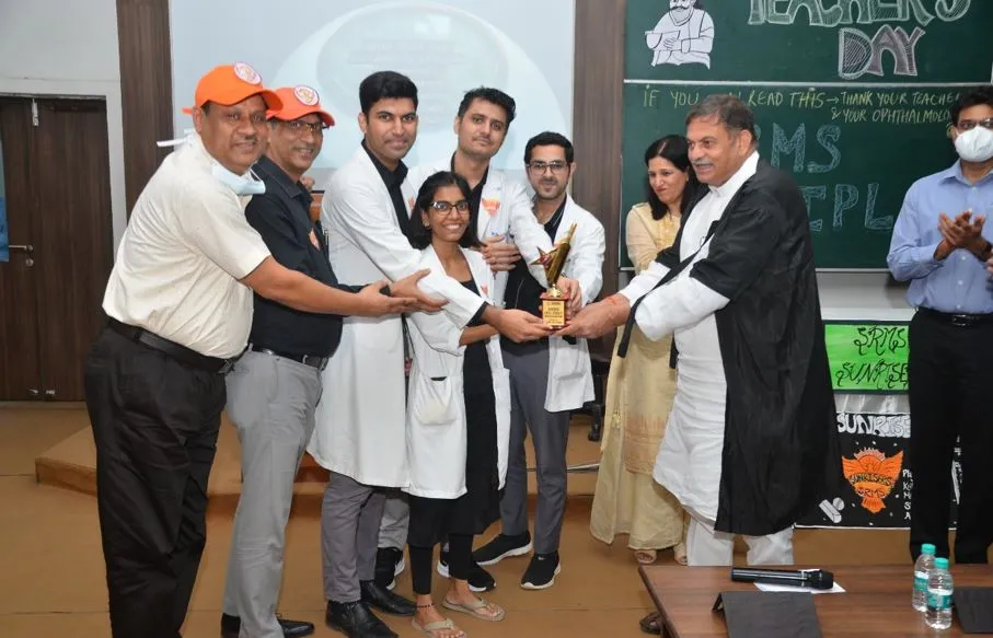 बरेली: आईपीएल से दिया गया एसआरएमएस में नेत्रदान का संदेश