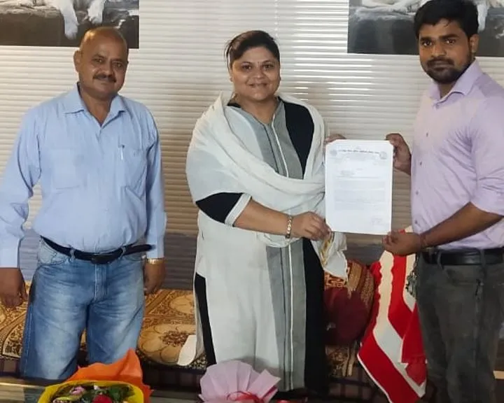 बरेली: मुख्य अभियंता कार्यालय में अभियंता संघ ने किया प्रदर्शन