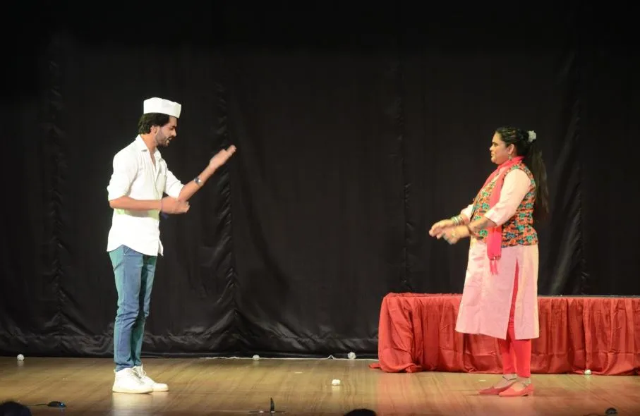 बरेली: एसआरएमएस रिद्धिमा में हुआ ‘त्रिशंकु’ का मंचन