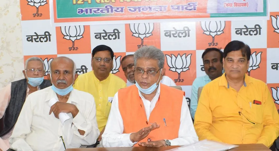 बरेली: शहर विधायक ने सरकार की उपलब्धियां गिना 43 कार्यों की दिखायी सूची