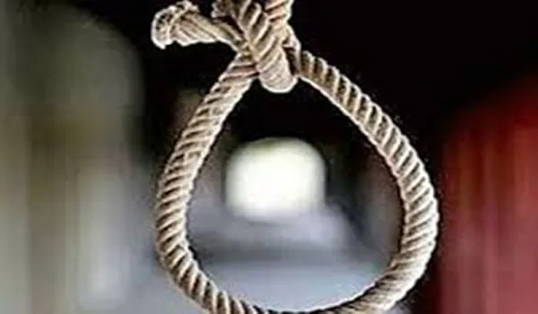 मुरादाबाद: कर्ज में डूबे युवक ने फांसी लगाकर की खुदकुशी, कोहराम