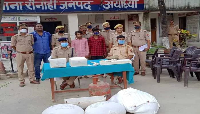 अयोध्या: रौनाही पुलिस ने चोरों पर कसा शिकंजा, तीन चोर भेजे गए जेल..लाखों का माल बरामद
