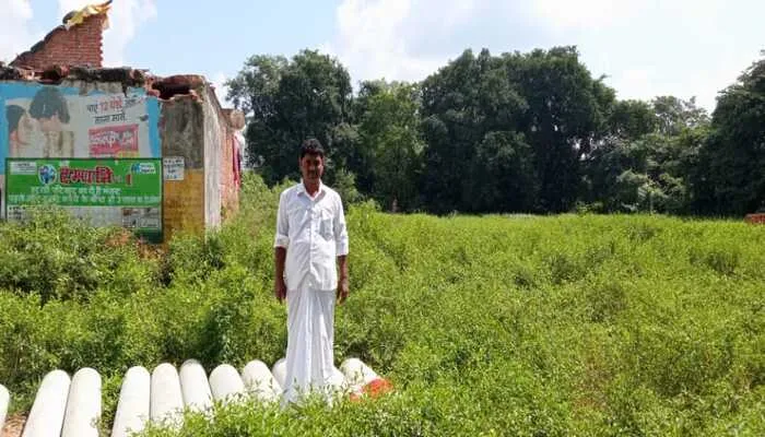 बाराबंकी: खेलकूद मैदान बनाने के लिए चिन्हांकन का कार्य शुरू, जल्द होगा निर्माण