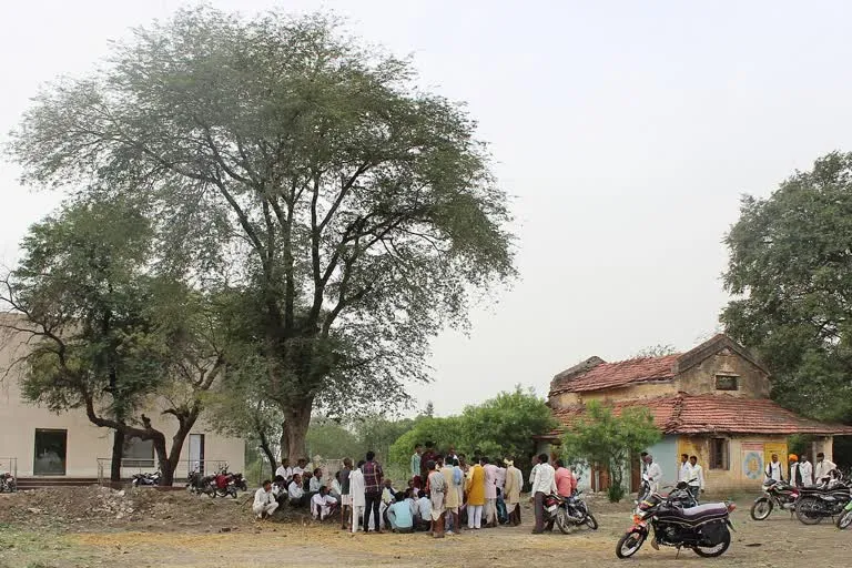 अनूठी पहल: इस पंचायत कार्यालय में अब कोई नहीं कहेगा ‘सर’ या ‘मैडम’