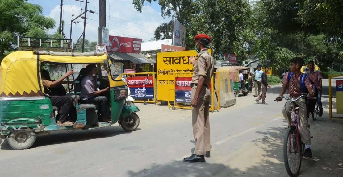 बरेली: दो दिन भी बंदी नहीं रख सका यातायात विभाग, लाल फाटक पर फिर जाम