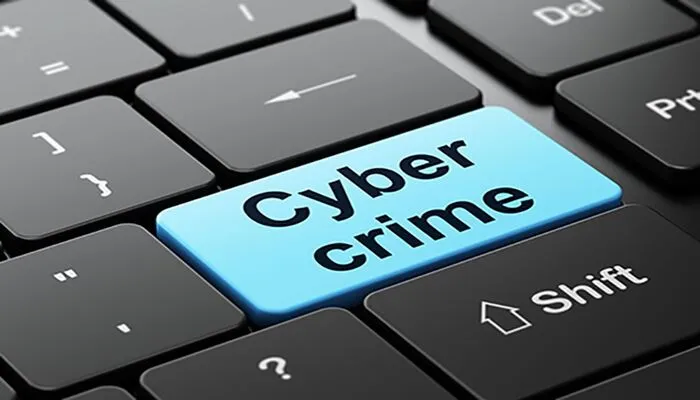 Cyber crime: साइबर ठगों के जाल में फंसे तीन लोग, खातों से गायब लाखों रुपए