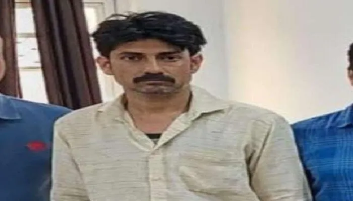 आगरा: GST चोरी करने वाला मास्टरमाइंड गिरफ्तार, कई राज्यों में की करोड़ों की जालसाजी