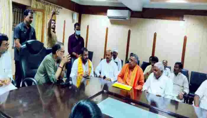 बांदा: राधा मोहन सिंह ने कार्यकर्ता के साथ की बैठक, चुनाव को लेकर कही ये बात