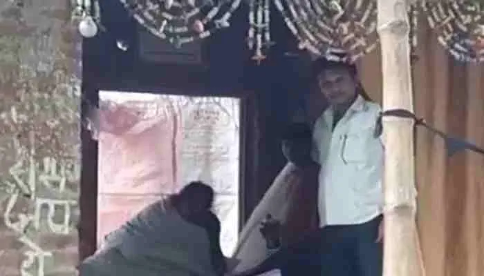 वेस्ट यूपी के बाद सीतापुर में तेज बुखार व डेंगू के प्रकोप से करीब 50 लोगों की मौत