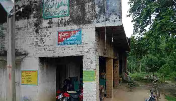 सीतापुर: अपनी ही चौकी से डरते हैं पुलिसकर्मी, बताई ये बड़ी वजह