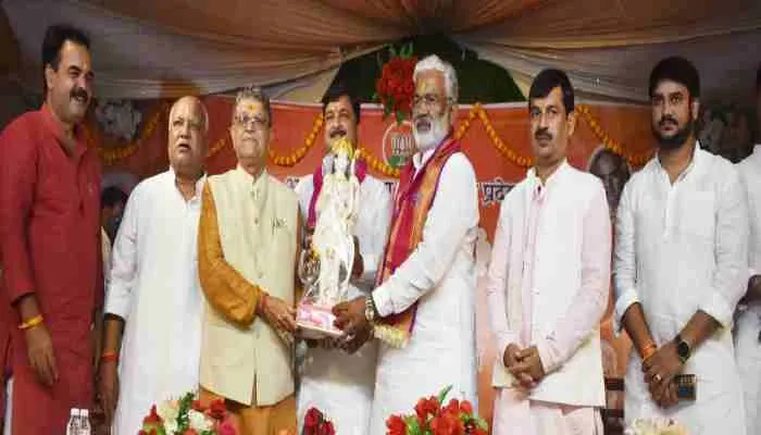 अयोध्या: प्रबुद्ध वर्ग सम्मेलन में भाजपा प्रदेश अध्यक्ष ने कांग्रेस व सपा पर बोला हमला